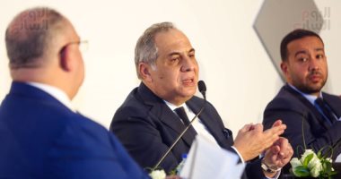 نائب وزير الاتصالات: 4.2 مليون مواطن سجلوا على منصة مصر الرقمية 