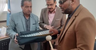 تعليم البحر الأحمر تهدى مدرسة النور للمكفوفين بالغردقة الآلات موسيقية