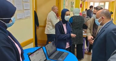 افتتاح المعرض التمهيدى بمدرسة المتفوقين ببنى سويف استعداداً لمسابقة ايسف
