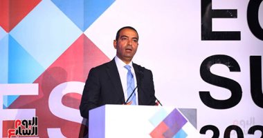 رئيس الصندوق السيادى: افتتاح أول مصنع لإنتاج الهيدروجين الأخضر فى نوفمبر 2022