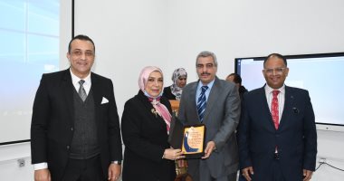 هندسة جامعة القناة تطلق مؤتمرها العلمى الأول لطلاب الدراسات العليا.. صور