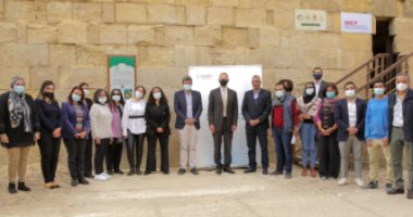 السفير الأمريكى بمصر يزور مشروعات السياحة الثقافية بالقاهرة التاريخية.. صور
