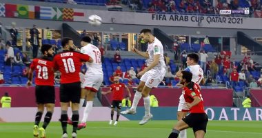 45 دقيقة بيضاء بين مصر وتونس بنصف نهائي كأس العرب.. الأفضلية لنسور قرطاج بالشوط الأول.. محاولة تونسية لفتح جبهة خلف فتوح واستغلال الكرات الثابتة.. والفراعنة يحاولون إعادة ترتيب صفوفهم للسيطرة على وسط الملعب