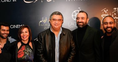 ماجد الكدوانى وعمرو سلامة يحتفلان بعرض "برا المنهج" وحضور أكرم حسنى