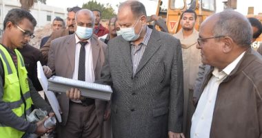 حياة كريمة ..محافظ أسيوط يتفقد نسب تنفيذ مجمع الخدمات بقرية الزرابى