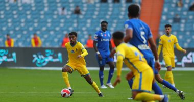 النصر يهزم الهلال بهدفين ويقفز للمركز الخامس فى الدورى السعودي