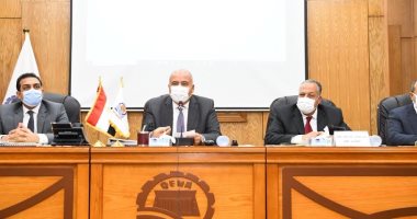 محافظ قنا: اعتماد المخططات التفصيلية لمشروعات التنمية لـ4 مراكز