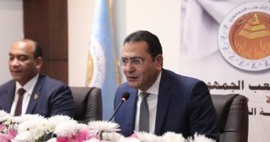 رئيس "حماية المستهلك" فى ندوة لـ"الشعب الجمهورى": الجهاز شن 1200 حملة على المخازن