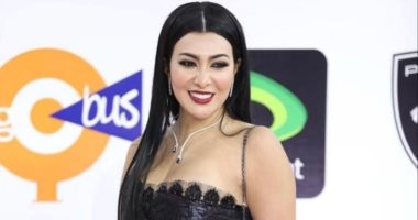 ميرهان حسين تودع مسلسل "أنا وهى" وتصور "نقل عام" مع محمود حميدة