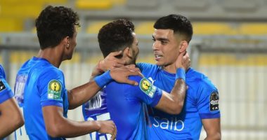 بن شرقى وأوناجم ينتظمان فى تدريب الزمالك.. وجلسة اطمئنان من كارتيرون