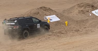 انطلاق بطولة مصر للراليات الصحراوية بالجونة بمشاركة 32 فريق.. لايف 