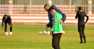 حضن أمير عزمى لبن شرقى وتسديدة شيكابالا وابتسابة حامد الأبرز فى تدريب الزمالك