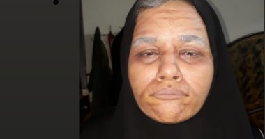 "هاجر" تشارك"صحافة المواطن"موهبتها بالرسم بالمكياج