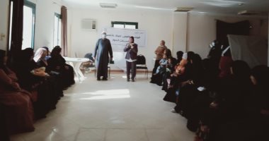  أئمة ودعاة أوقاف الأقصر يشاركون فى ندوات توعية مجتمعية مع القومى للمرأة بالقرى