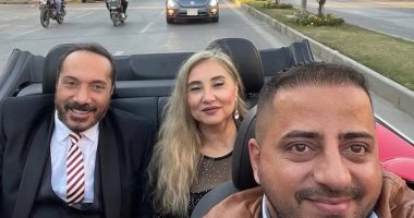 على الحجار وزوجته برفقة فيصل الياسرى ونصير شمة قبل تكريمهم بمهرجان عيون "صور"