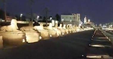 لايف.. من هنا سارت مواكب الملوك .. جولة ساحرة داخل طريق الكباش العظيم ليلاً