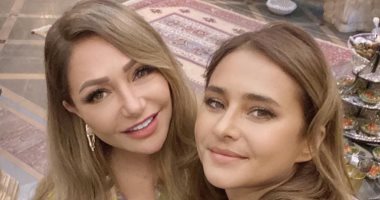 ليلى علوى تهنئ نيللى كريم: عيد ميلاد سعيد واستمتعى بوقتك.. صورة
