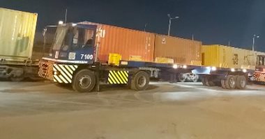 وصول ثالث رحلات قطار حاويات السخنة لبورسعيد.. فيديو وصور