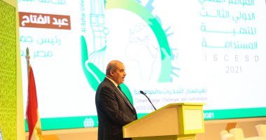 رئيس جامعة الأزهر: ندعوا لصياغة منهج تربوى تعليمى من مخاطر التغيرات المناخية..صور