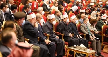مؤتمر جامعة الأزهر لتغير المناخ.. الإمام الأكبر: أزمة سببها الإنسان والإسلام يوجب احترام البيئة.. وزير الأوقاف: الرسول نهى عن تلويث البيئة وتغير المناخ يهدد العالم.. البيئة: مصر من أقل الدول بالانبعاث الحرارى