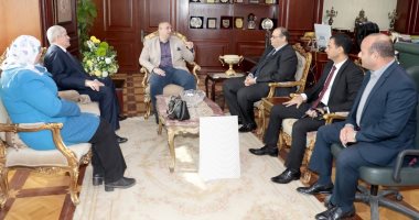 محافظ بنى سويف يبحث مع رئيس هيئة النيابة الإدارية بالمحافظة تعظيم سبل التعاون