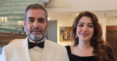 تكريم أحمد عبد العزيز وزوجته فى مهرجان عيون للإبداع العربى .. صور
