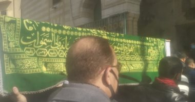 وصول جثمان الكاتبة ماجدة الجندى إلى مسجد السيدة نفيسة