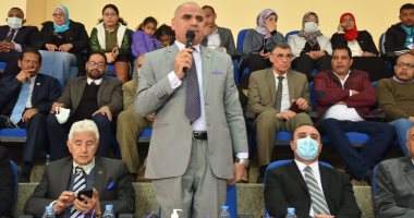 رئيس جامعة الأقصر يعلن إقامة بطولة الجامعات العربية لكرة القدم الخماسية