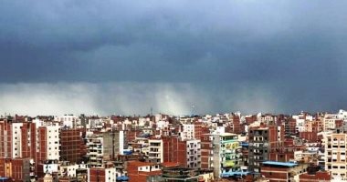 السماء ملبدة بالغيوم بالدقهلية.. والمنصورة تشهد برودة شديدة وأمطار متوسطة