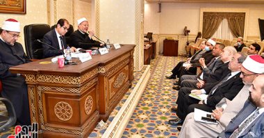 مجمع البحوث الإسلامية: مصحف الأزهر يحتوى على معانى وآخر مجرد.. صور