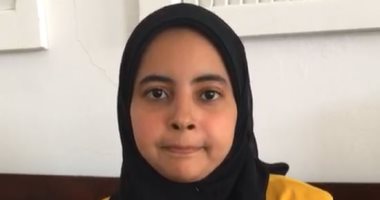 فاطمة بنت الأزهر كتبت القرآن الكريم كاملا بخط يدها بعد حفظه.. لايف