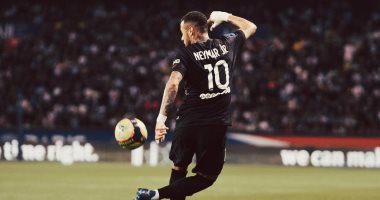 نيمار يعبر عن اشتياقه للعودة للملاعب بعد الإصابة.. ومبابى يحفزه: قريبا يا أخى