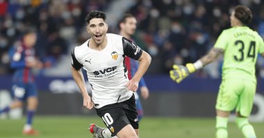 فالنسيا يتخطى ليفانتى 4-3 فى لقاء مثير بالدوري الإسباني