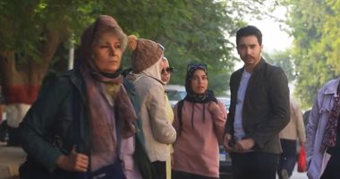 استناه فى الشارع يتوسل إليه يرجعه الشركة قال له أنت قزم.. رد المصريين بالحلزومة