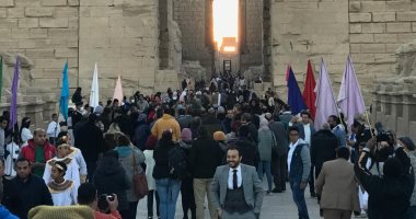 مدير آثار الكرنك: احتفالية تعامد الشمس شهدت إقبالا كبيرا من السياح