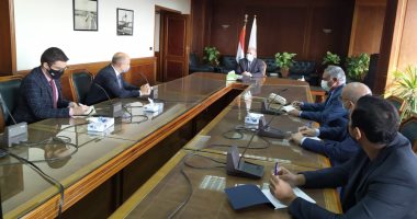 الرى تبحث مع سفير المجر التعاون فى مجال المياه