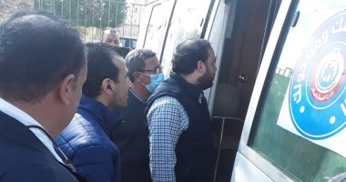 الكشف على 750 شخصا بقافلة طبية مجانية بالقنطرة شرق ضمن حياة كريمة.. صور 