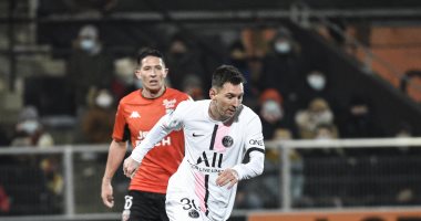 لوريان يباغت باريس سان جيرمان بهدف بالشوط الأول فى الدورى الفرنسى.. فيديو
