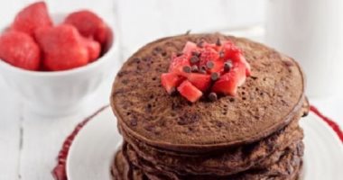 طريقة عمل البان كيك بالشيكولاتة في البيت.. بدل ماتشترى 