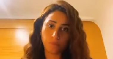 دينا الشربينى مستمرة فى إبهار جمهورها على"تيك توك"..قلدت أحمد عز فى الرهينة