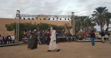 الفرق تجرى البروفات النهائية قبل افتتاح الدورة الـ11 لمهرجان التحطيب بالأقصر