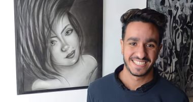 "مصطفى" قارئ يوثق موهبته ببورتريهات مميزة ورسومات جرافيتى