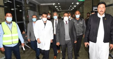 محافظ مطروح يتفقد التجهيزات والتشغيل التجريبى لمستشفى السلوم 