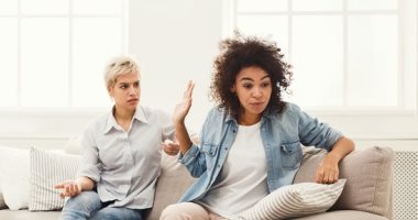 4 أبراج بتعرف الكداب من عينيه.. العذراء مهتم بالتفاصيل والجوزاء مصحصح للكلام