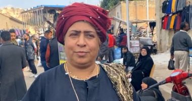 حكاية عسلية معلمة سوق الجمعة وابنتها الشهيرة بحمو بيكا.. فيديو