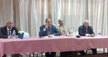 وكيل تعليم كفر الشيخ يوجه بالاستعداد لعقد امتحانات التيرم الأول.. صور