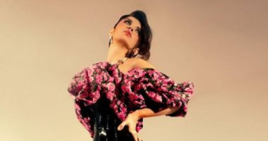 غادة عادل تشارك جمهورها ومحبيها بإطلالة مميزة وجديدة.. صور 