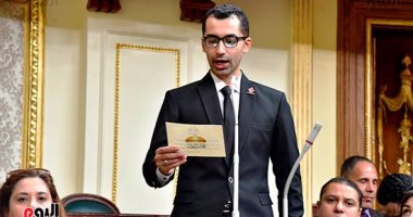 النائب محمد طارق يؤدى اليمين الدستورية خلفا للراحل أحمد زيدان