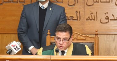 تأجيل محاكمة محمد بديع و78 آخرين بقضية "أحداث المنصة" لجلسة 25 إبريل 