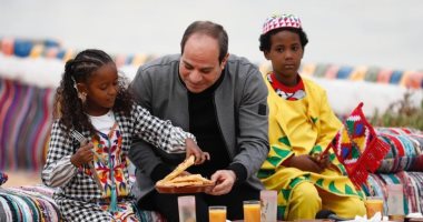 فيديو زيارة الرئيس السيسى لقرية غرب سهيل بأسوان ضمن مبادرة "حياة كريمة"